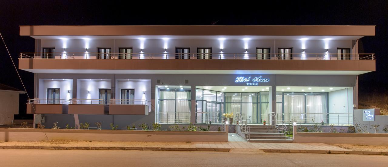 יואנינה Hotel Anna מראה חיצוני תמונה