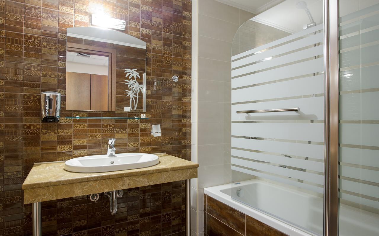 יואנינה Hotel Anna מראה חיצוני תמונה